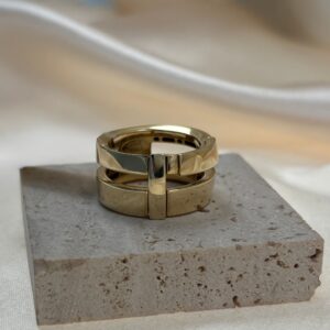 14K YELLOW GOLD WEDDING BAND