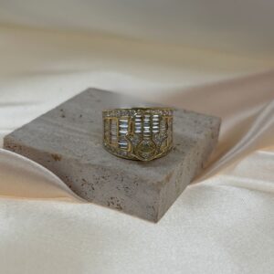 14K DIAMOND WITH HAMSA