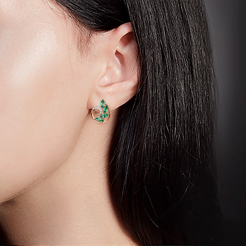 English lock earrings in red gold with emeralds and diamonds-039