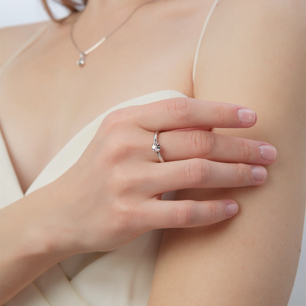 White Gold Diamond Ring-012