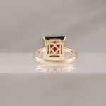 14K SQUARE GARNET W/ DIAMONDS – 773