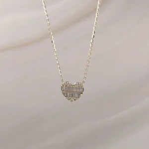 14K GOLD HEART W/DIAMONDS – 039