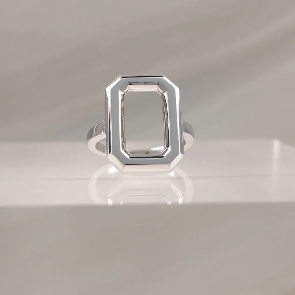 SILVER SQUARE 006