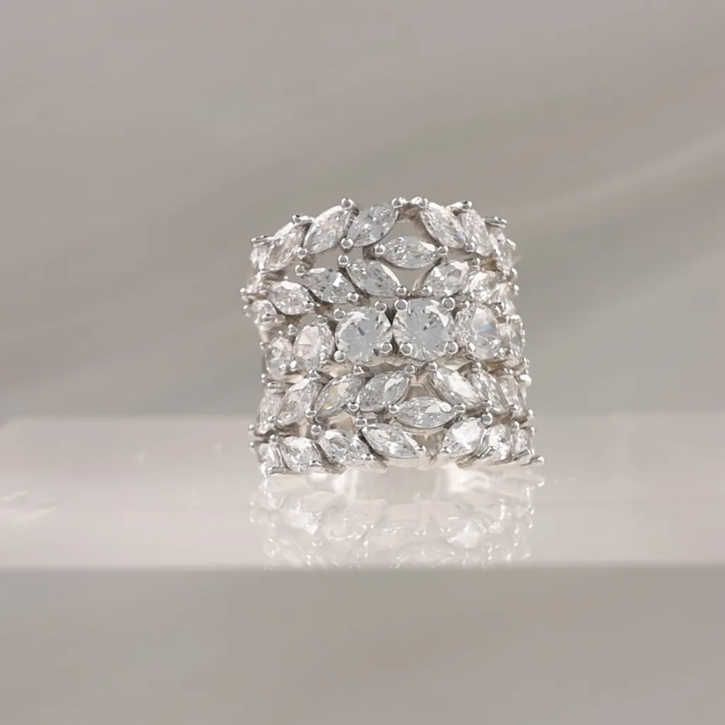SILVER FLORAL LEAVES 068