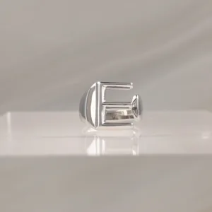 Silver Ring Letter E 082