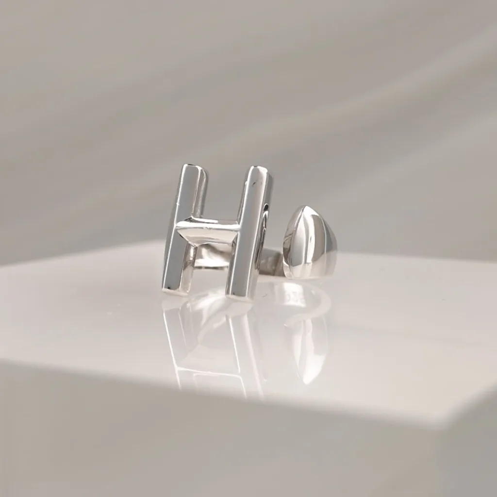 Silver Ring Letter H 085