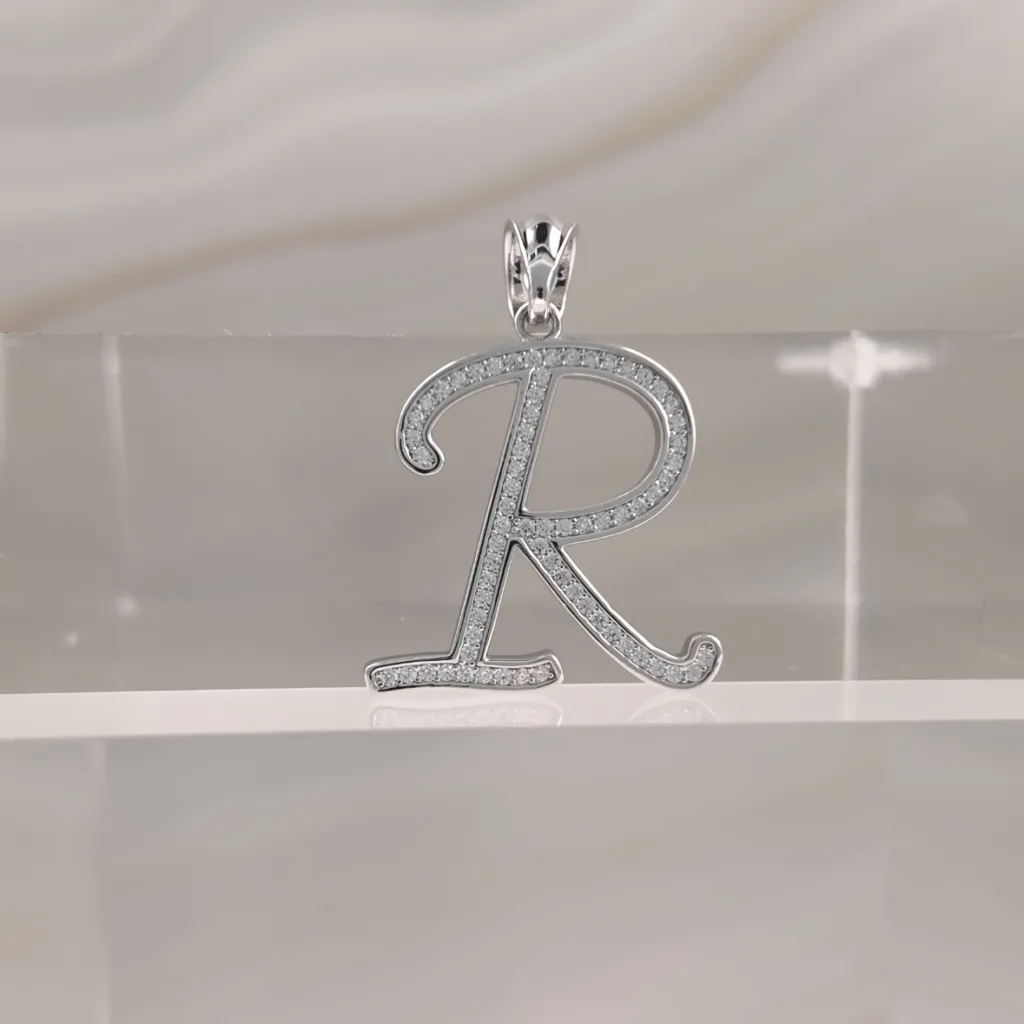 Silver Pendant Letter R – 016