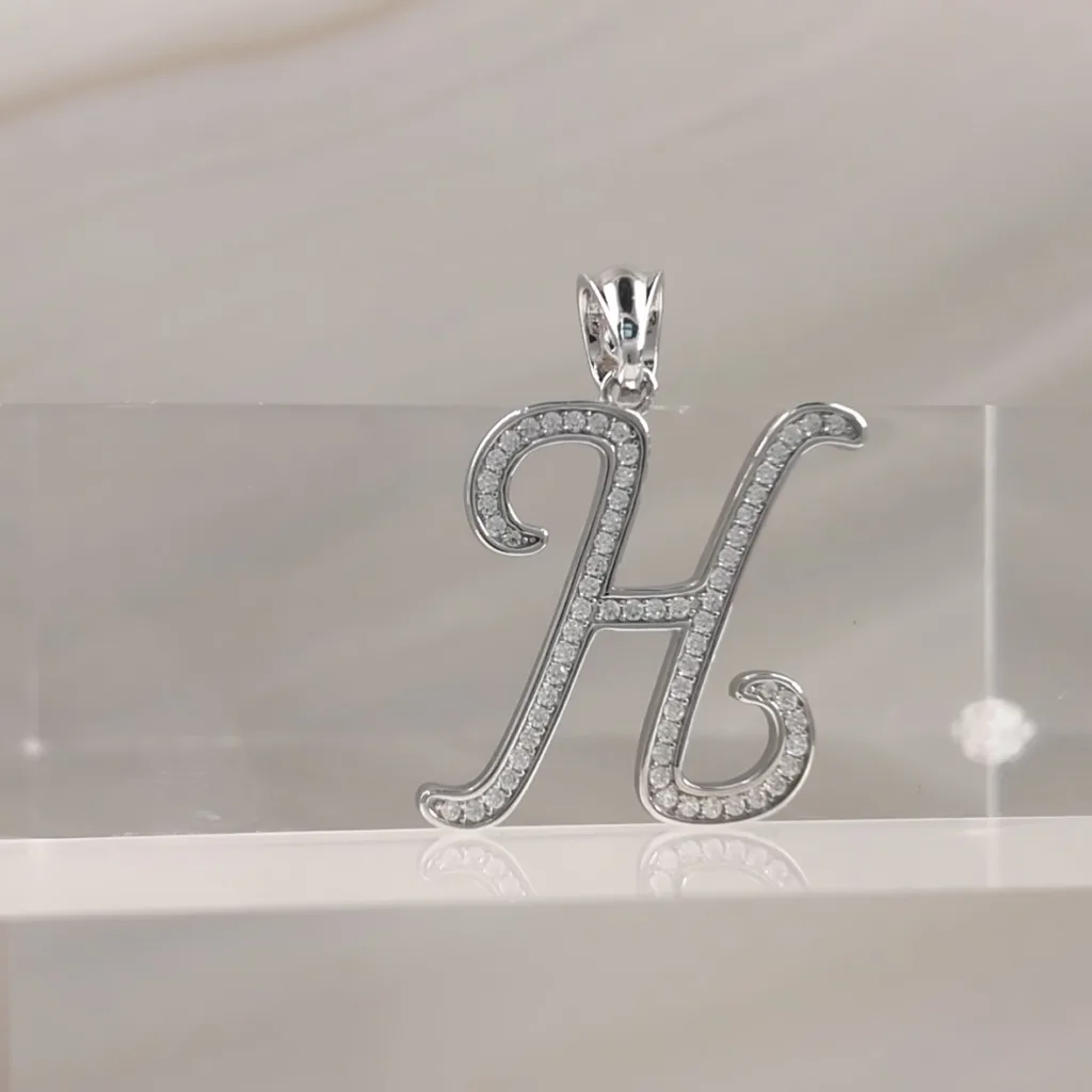Silver Pendant Letter H 009