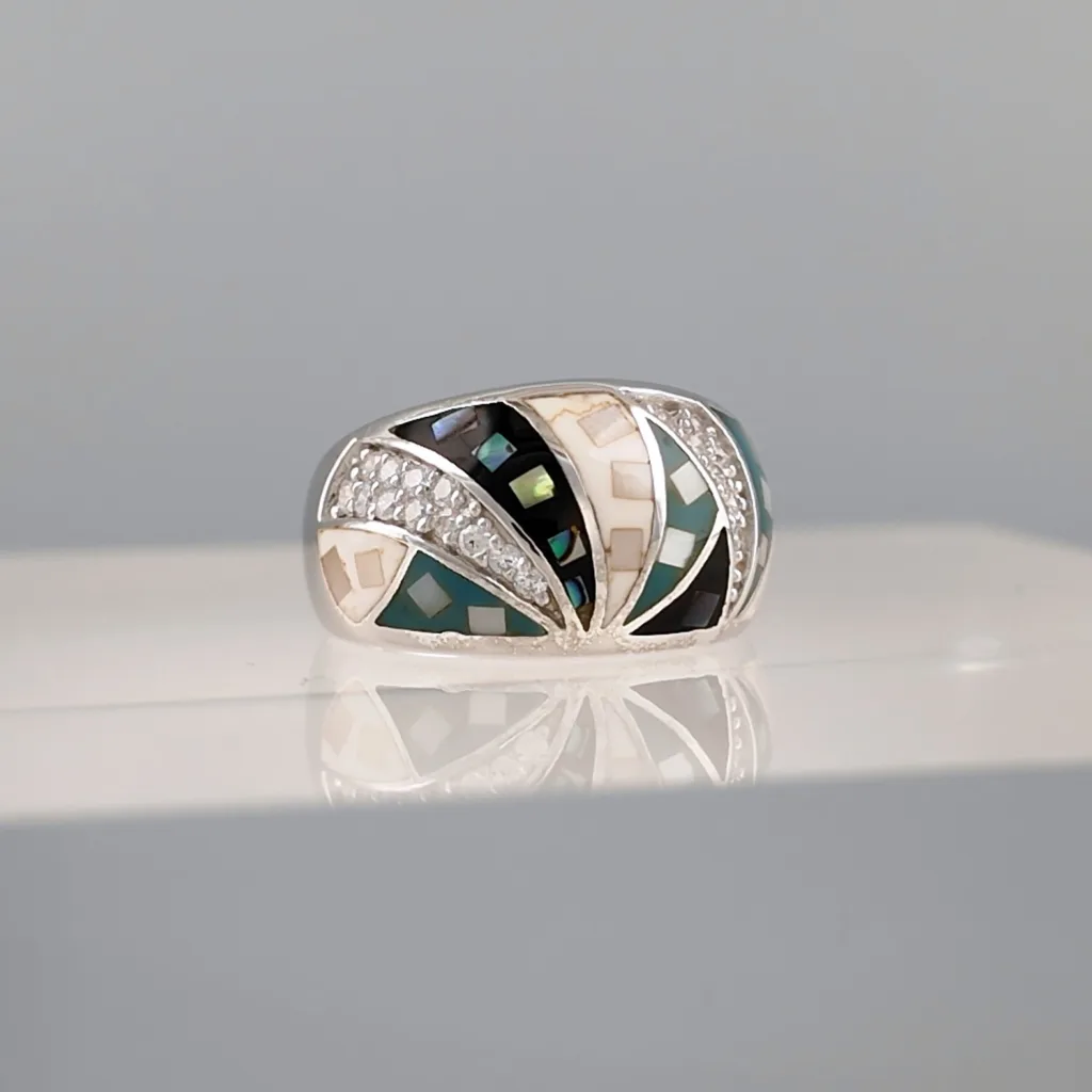Silver triangles Band Ring 128