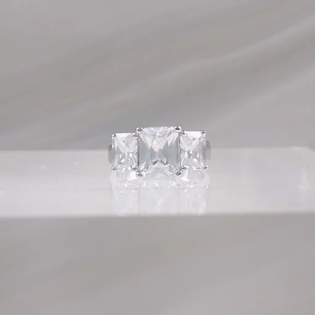 Silver Ring 3 square stones 108