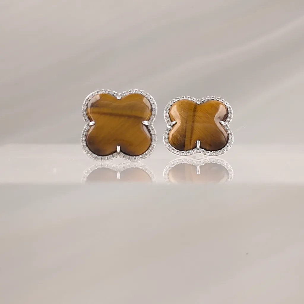 14K EYE OF TIGER CLOVER W/DI – 153