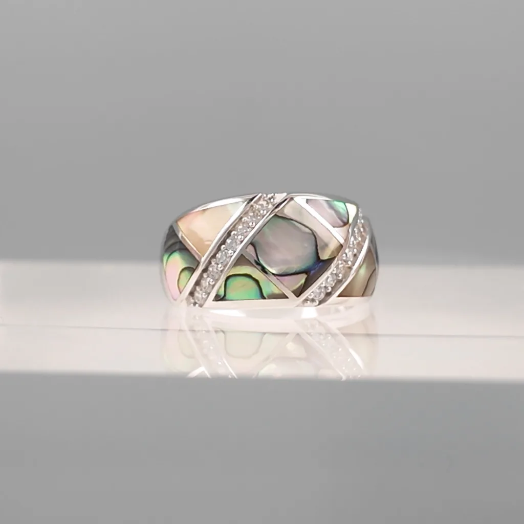 Silver Green pearl Ston line Ring 156